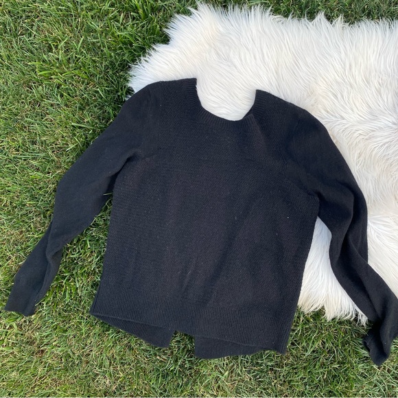 360 Cashmere black cross sweater small oversized - Picture 2 of 5